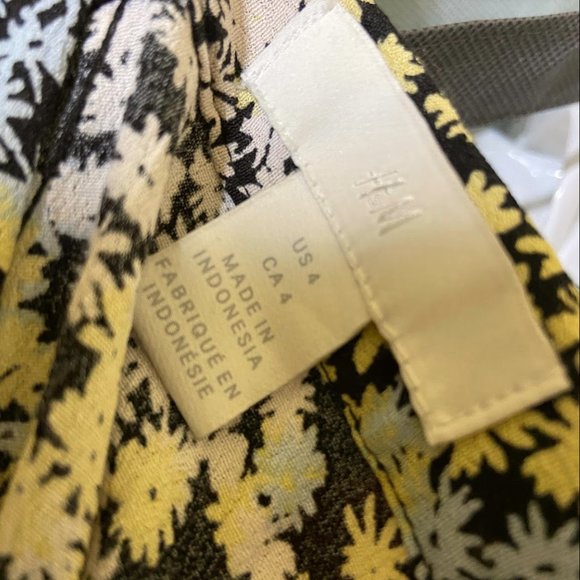 H&M Midi Floral Skirt - Picture 3 of 3